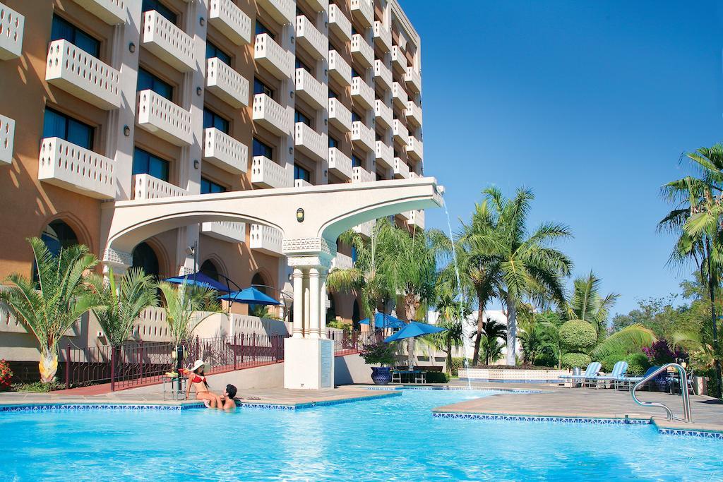 Hotel Lucerna Culiacan Exterior photo